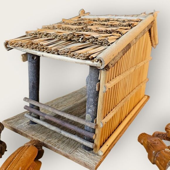 Vintage Hand Carved Wood Nativity Scene - Picture 5 of 13